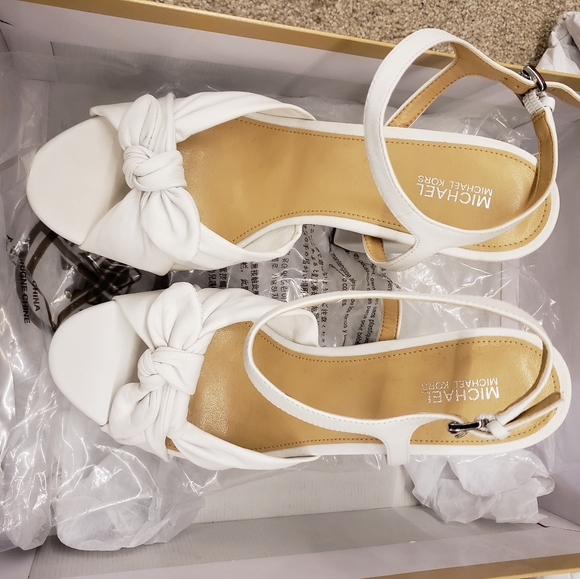 Michael Kors Pippa Platform Sandals - Picture 3 of 4